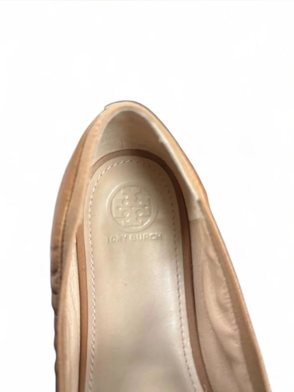 Tory Burch Eleanor Loafers, caramel color, gold Double T motif. Size 7